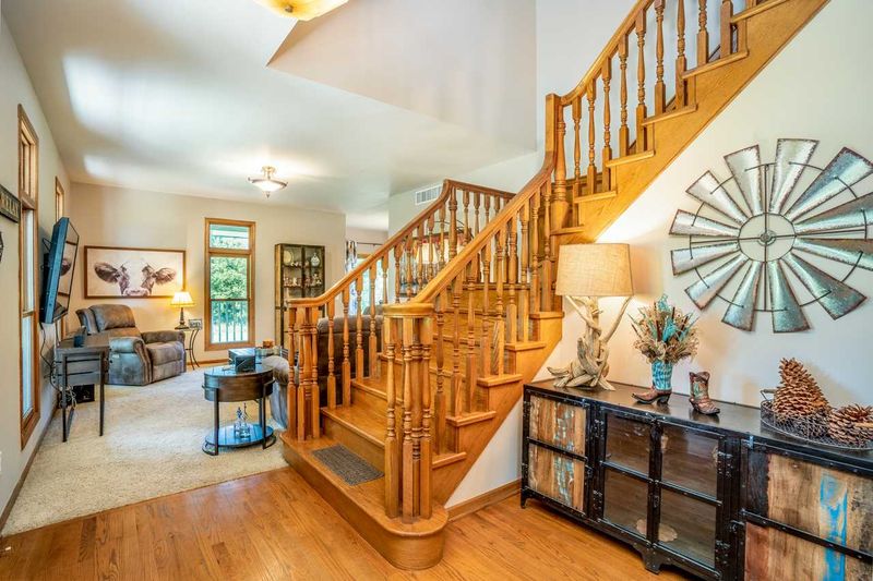 1545 E Donaldson Dr, Mulvane, KS 67110-8347