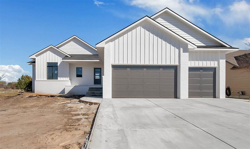 4722 N Emerald Ct, Maize, KS 67101