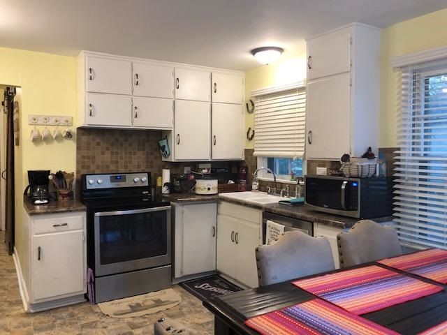 300 S Khedive, Maize, KS 67101
