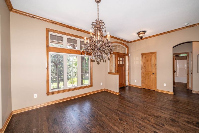 1689 E Cheyenne Pointe Ct, Andover, KS 67002