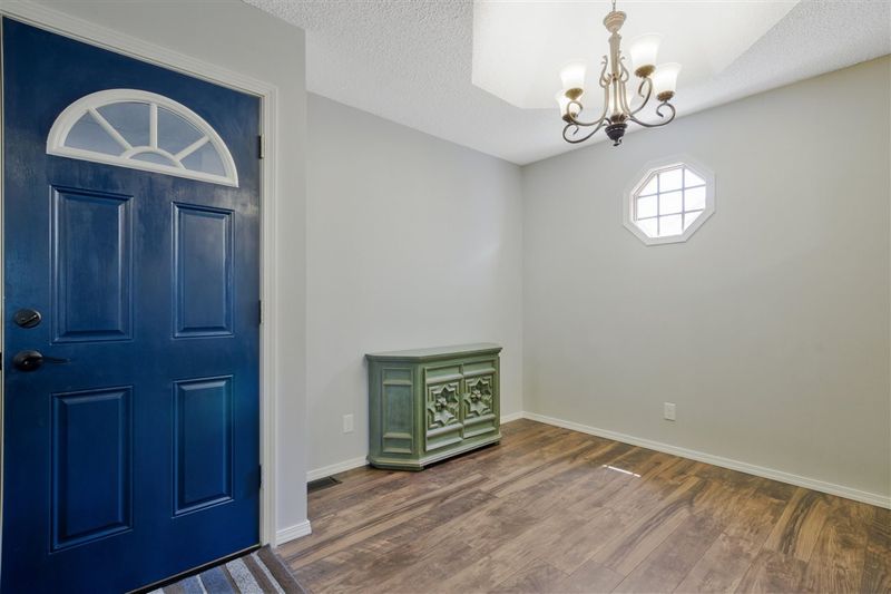 8929 E Blake Ct, Wichita, KS 67207