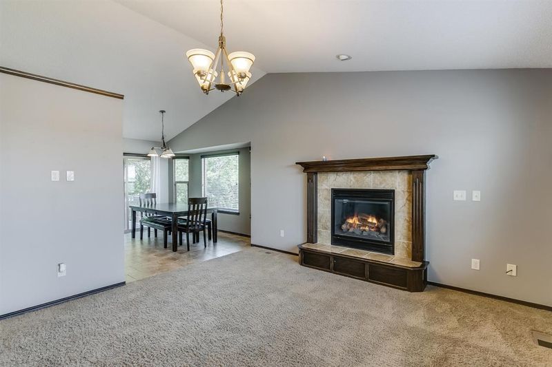 2517 N Sandstone St, Andover, KS 67002