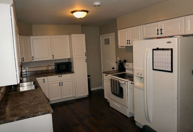 320 S Lee St, Clearwater, KS 67026