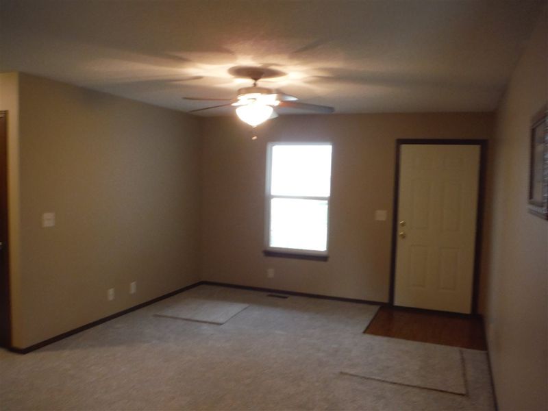 519 S Longbranch, Maize, KS 67101