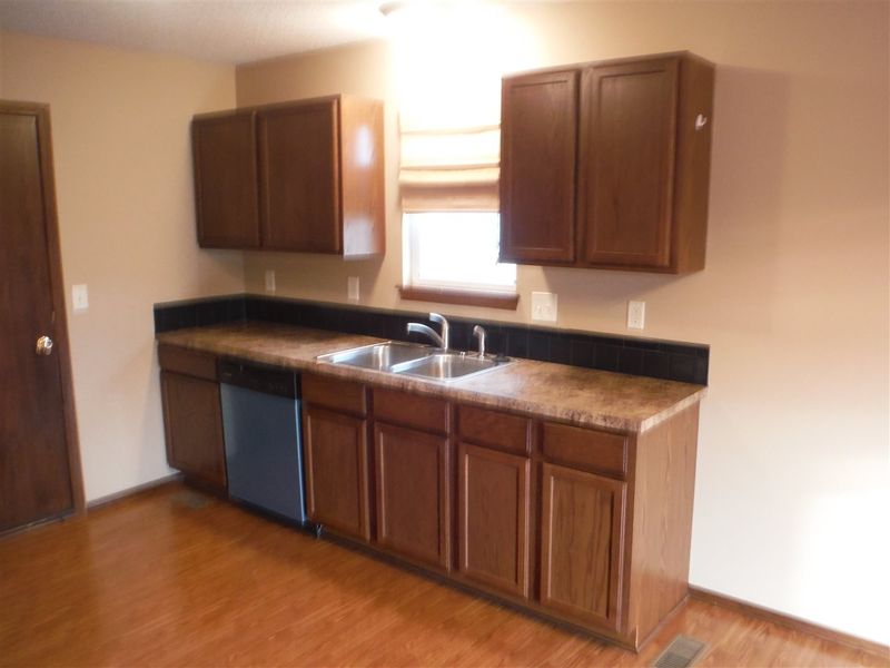 519 S Longbranch, Maize, KS 67101
