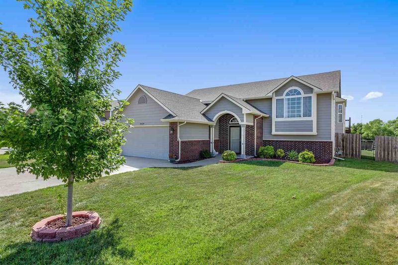4429 E Falcon St, Wichita, KS 67220