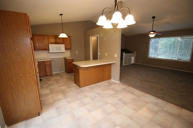 406 W Hazel St, Wichita, KS 67217