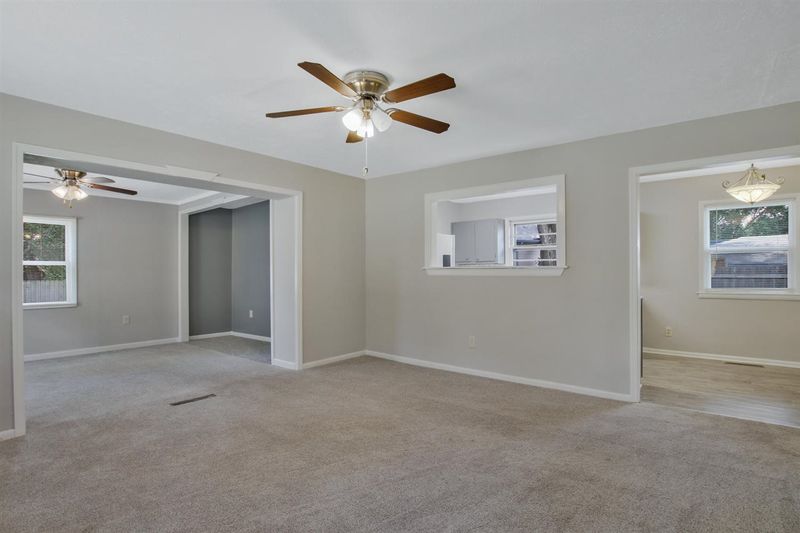 1509 E Ashford St, Park City, KS 67219