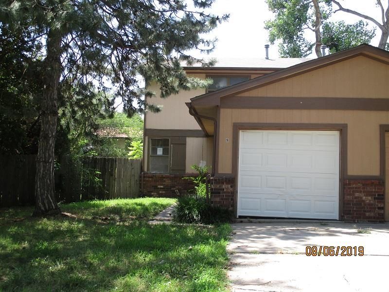 955 S Enoch, Wichita, KS 67207