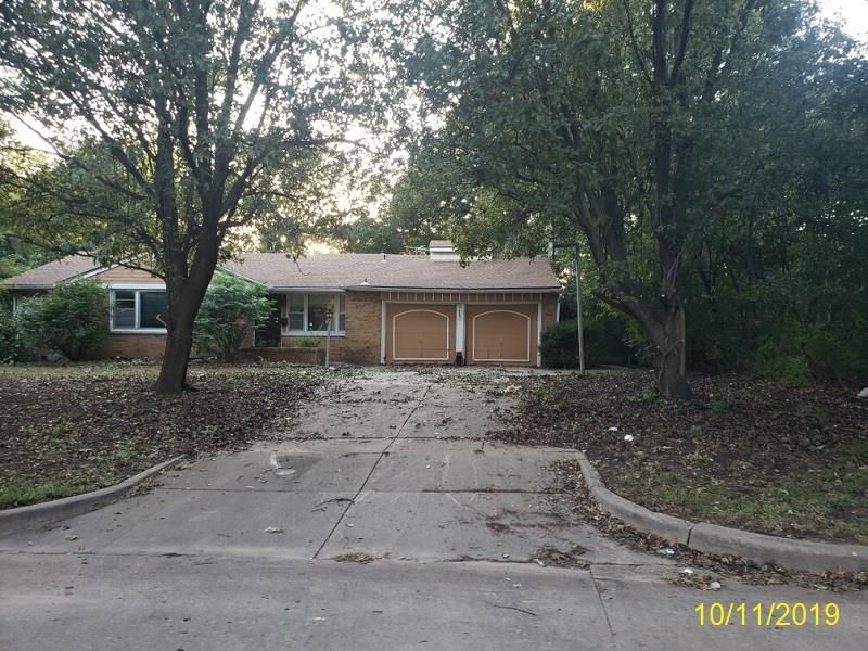 2105 S Glendale, Wichita, KS 67216