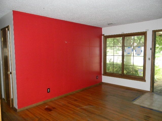 2010 E 53rd, Wichita, KS 67216