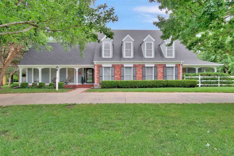 1400 Terrace Dr, Newton, KS 67114