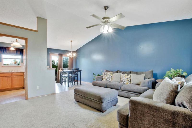 2306 S Rogers Ln, Wichita, KS 67235