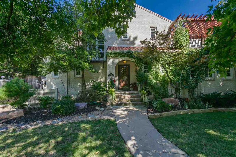 240 S Pershing St, Wichita, KS 67218