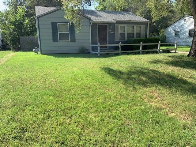 2443 S Everett St, Wichita, KS 67217