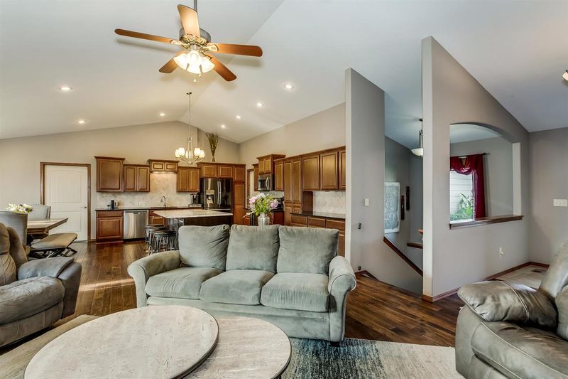1434 S Arbor Meadows Cir, Derby, KS 67037