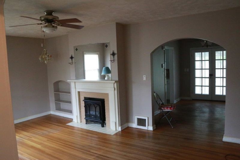 1412 N Saint Clair, Wichita, KS 67203