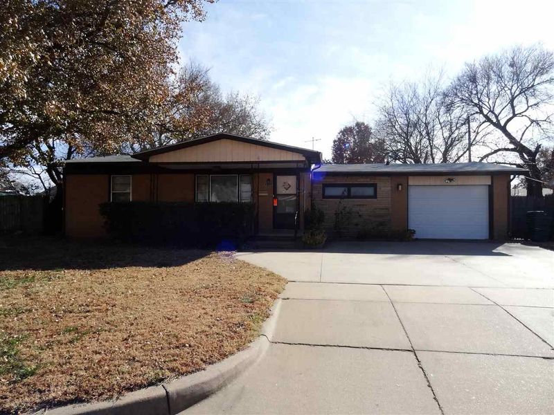 1207 W Alcott, Wichita, KS 67204