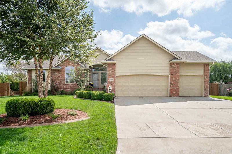 603 W Edgemont Ct, Andover, KS 67002