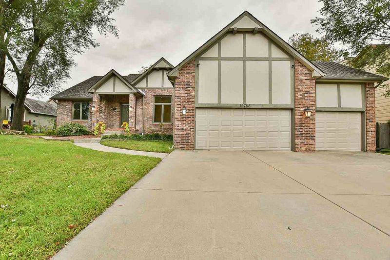 12706 E Birchwood, Wichita, KS 67206