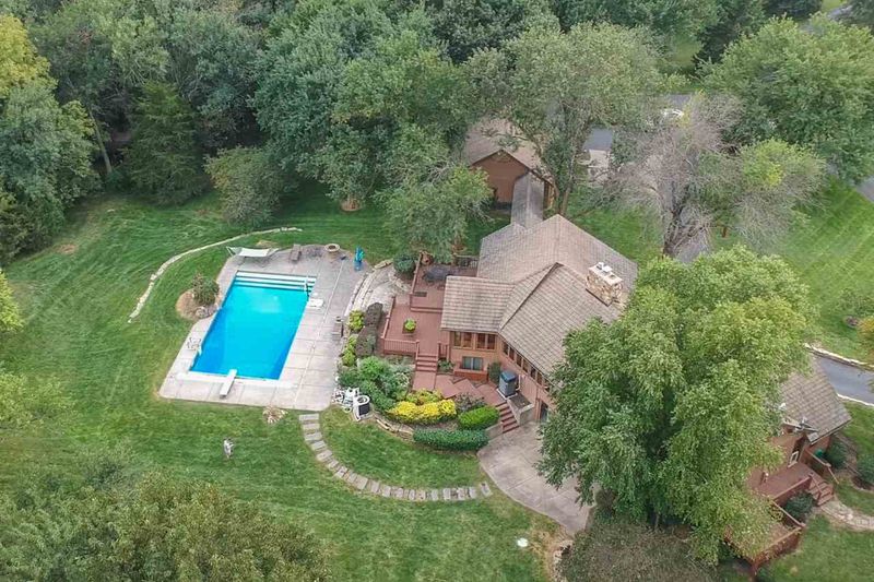 5924 E 93rd St N, Valley Center, KS 67147
