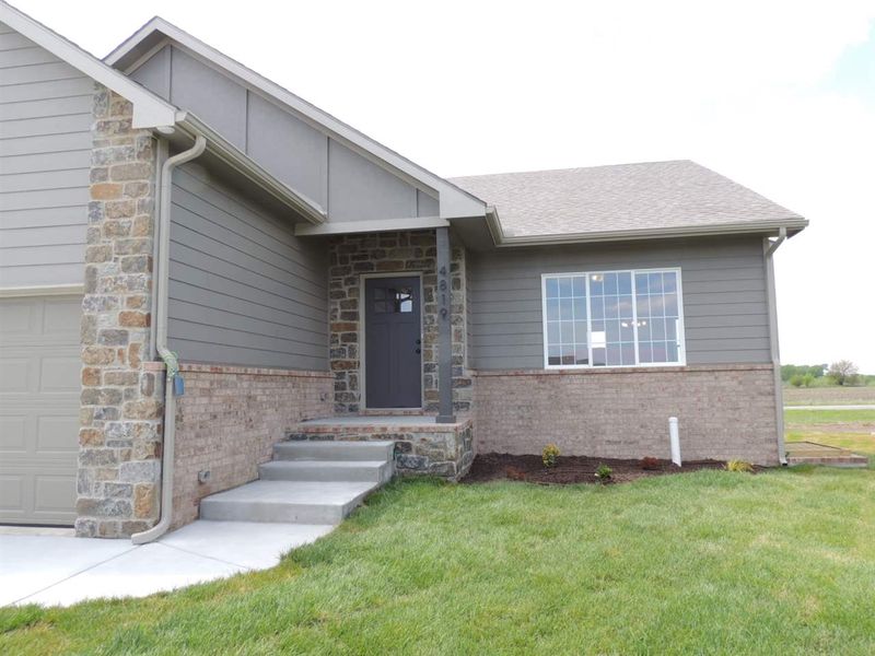 4819 N Emerald Ct, Maize, KS 67101