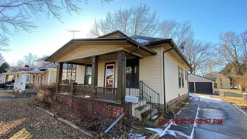 1303 Hackney, Winfield, KS 67156