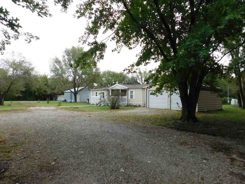 1320 E 94th St S, Haysville, KS 67060