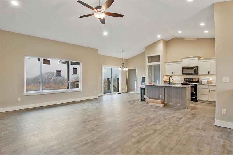 3045 Merlins Glen St, Mulvane, KS 67110