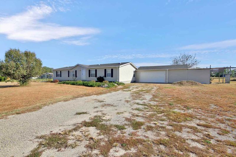 9110 SW Anna Rd, Augusta, KS 67010