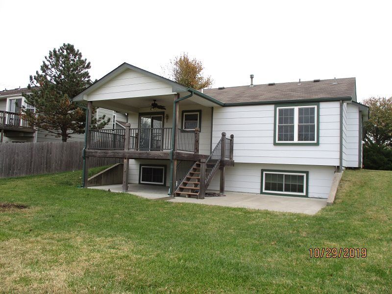 2411 S Laurel, Wichita, KS 67210
