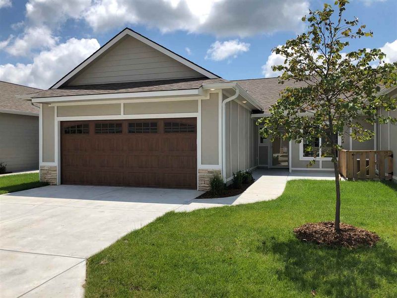 2418 E Madison Ave #1304, Derby, KS 67037