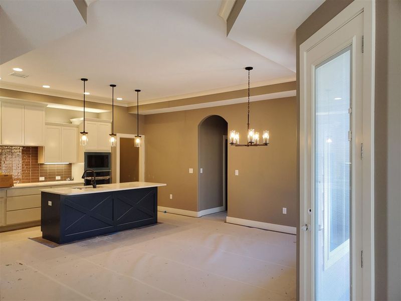 1006 E Clearlake, Derby, KS 67037