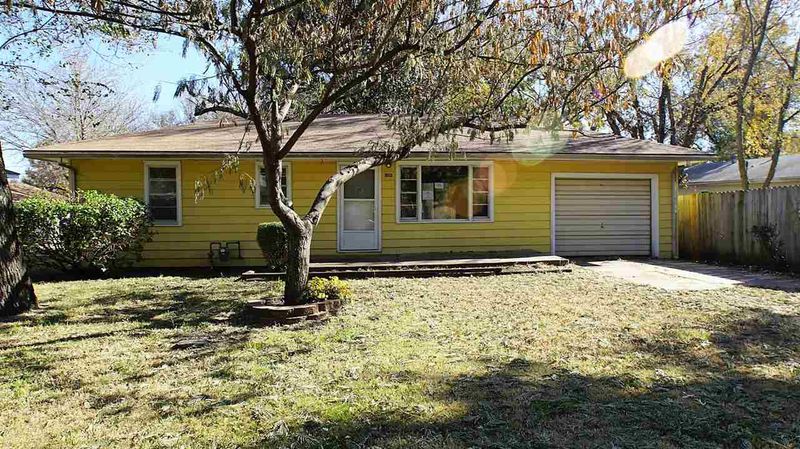 302 N Hilltop, Udall, KS 67146