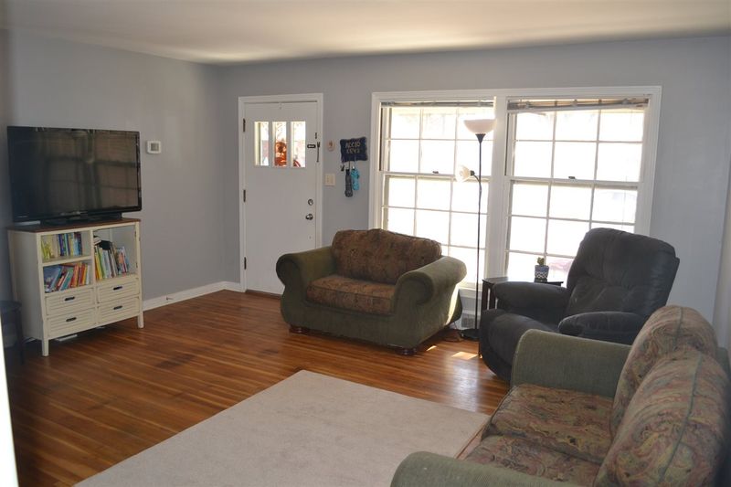 5902 Avalon St, Wichita, KS 67208