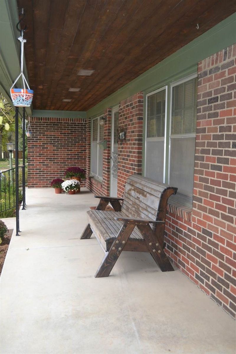 5902 Avalon St, Wichita, KS 67208