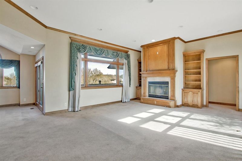 1640 E Kay, Derby, KS 67037