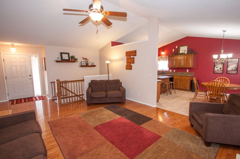 405 Quail Run Ct, Andover, KS 67002