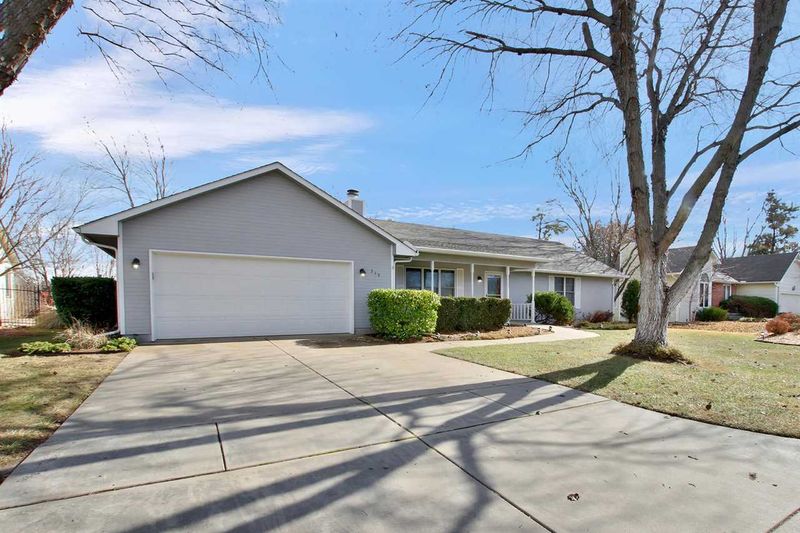 238 Village Rd, Andover, KS 67002