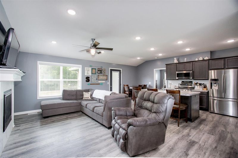 367 E Karla, Haysville, KS 67060