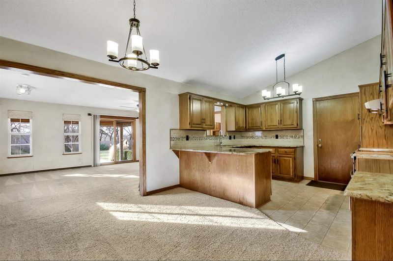 203 S Williamsburg, Andover, KS 67002