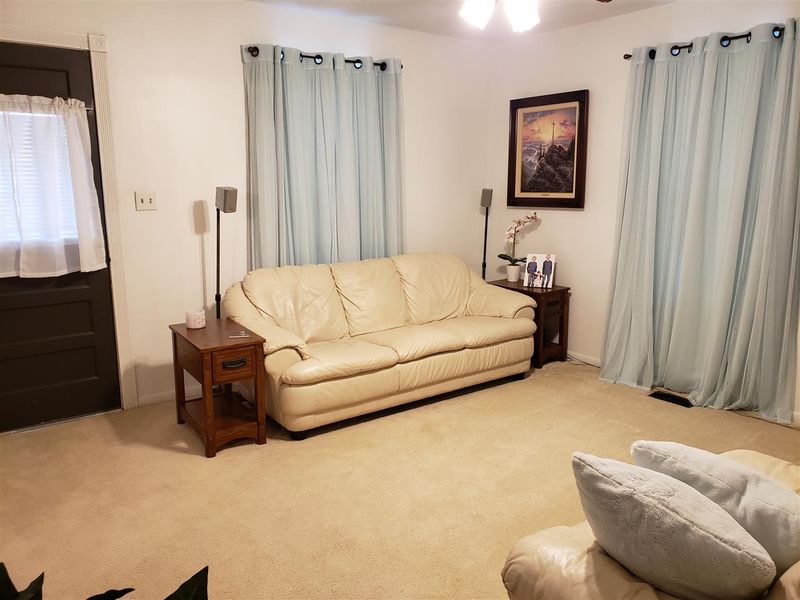 720 E 18th Ave, Winfield, KS 67156