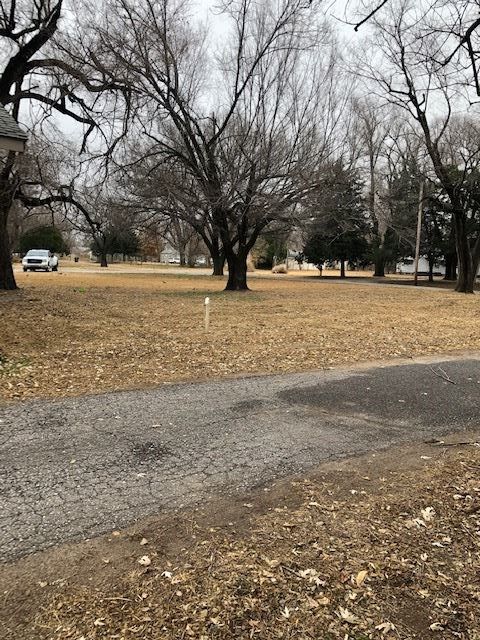 716 E 58th St S, Wichita, KS 67216