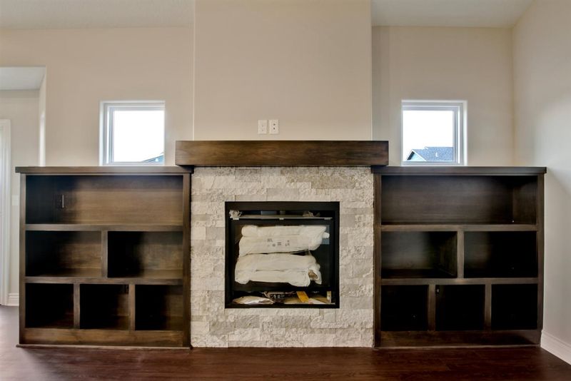 3003 N Susan Ln, Mulvane, KS 67110