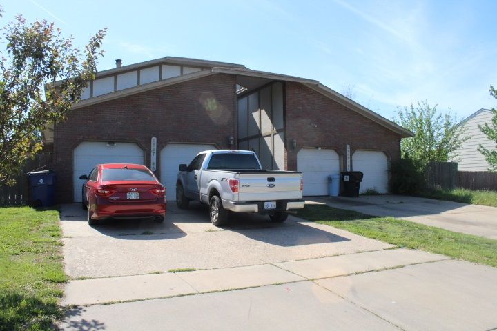1709 S Beech St, Wichita, KS 67207