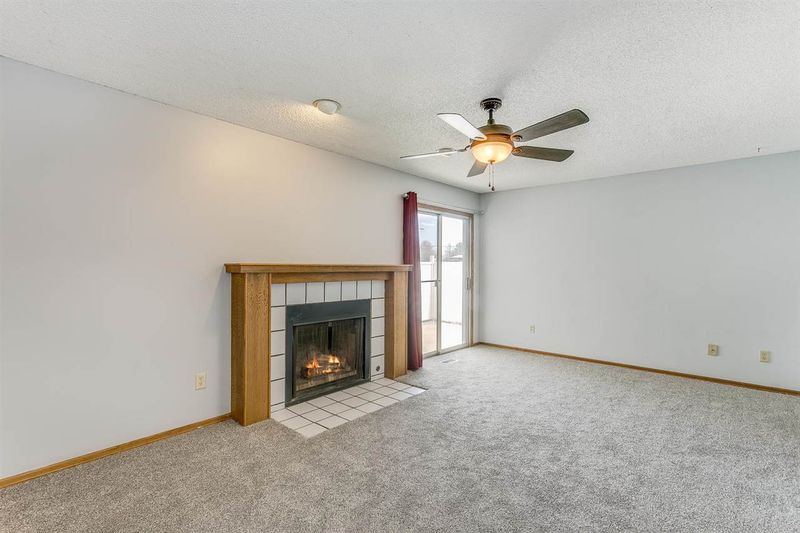 142 E Wood St, Clearwater, KS 67026