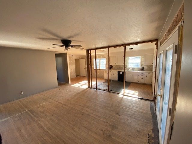 629 N Brownthrush, Wichita, KS 67212