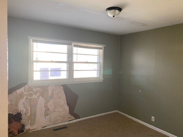 629 N Brownthrush, Wichita, KS 67212