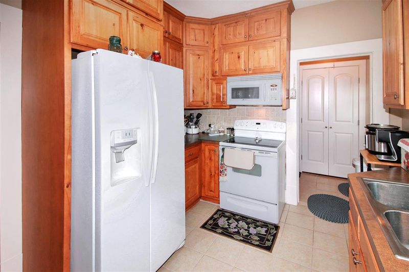 6206 SE Bluestem Rd, Leon, KS 67074