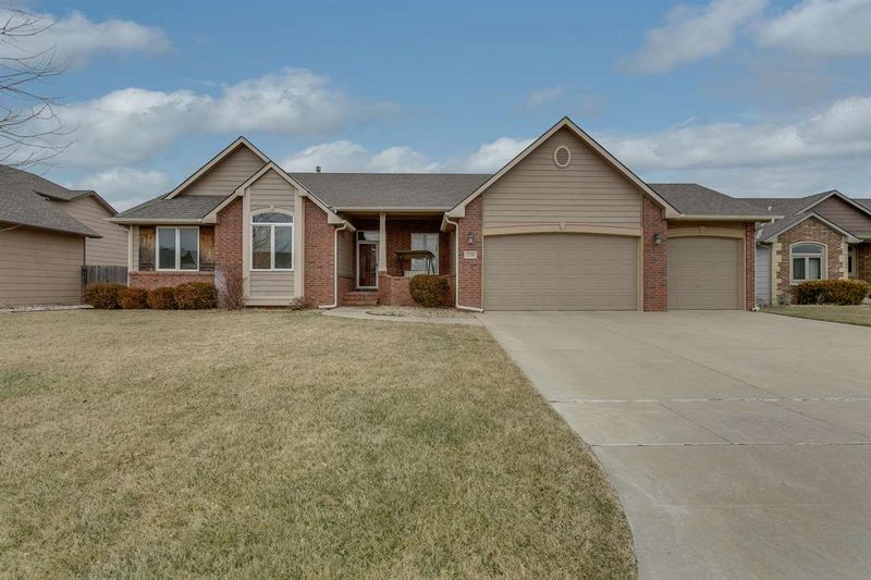 1250 N Forestview Ct, Wichita, KS 67235